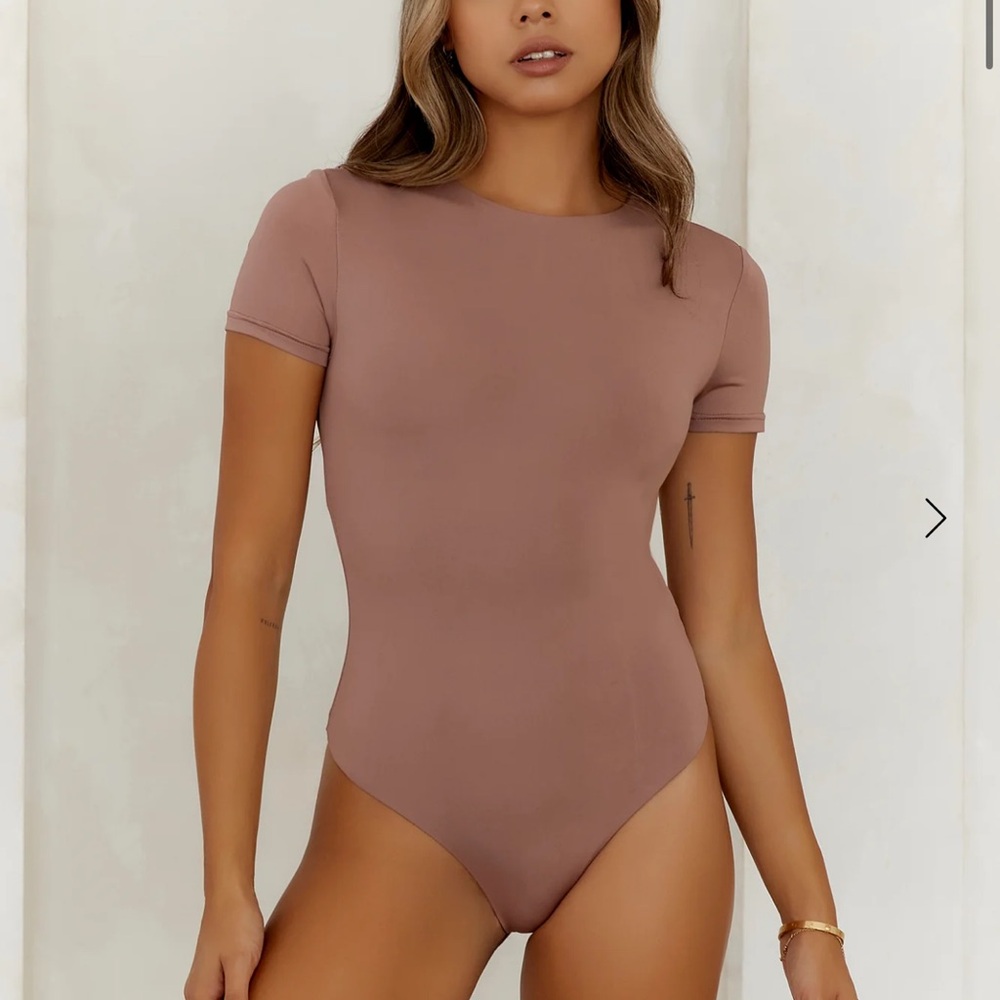 Hello MollyShort Sleeve Brown Bodysuit